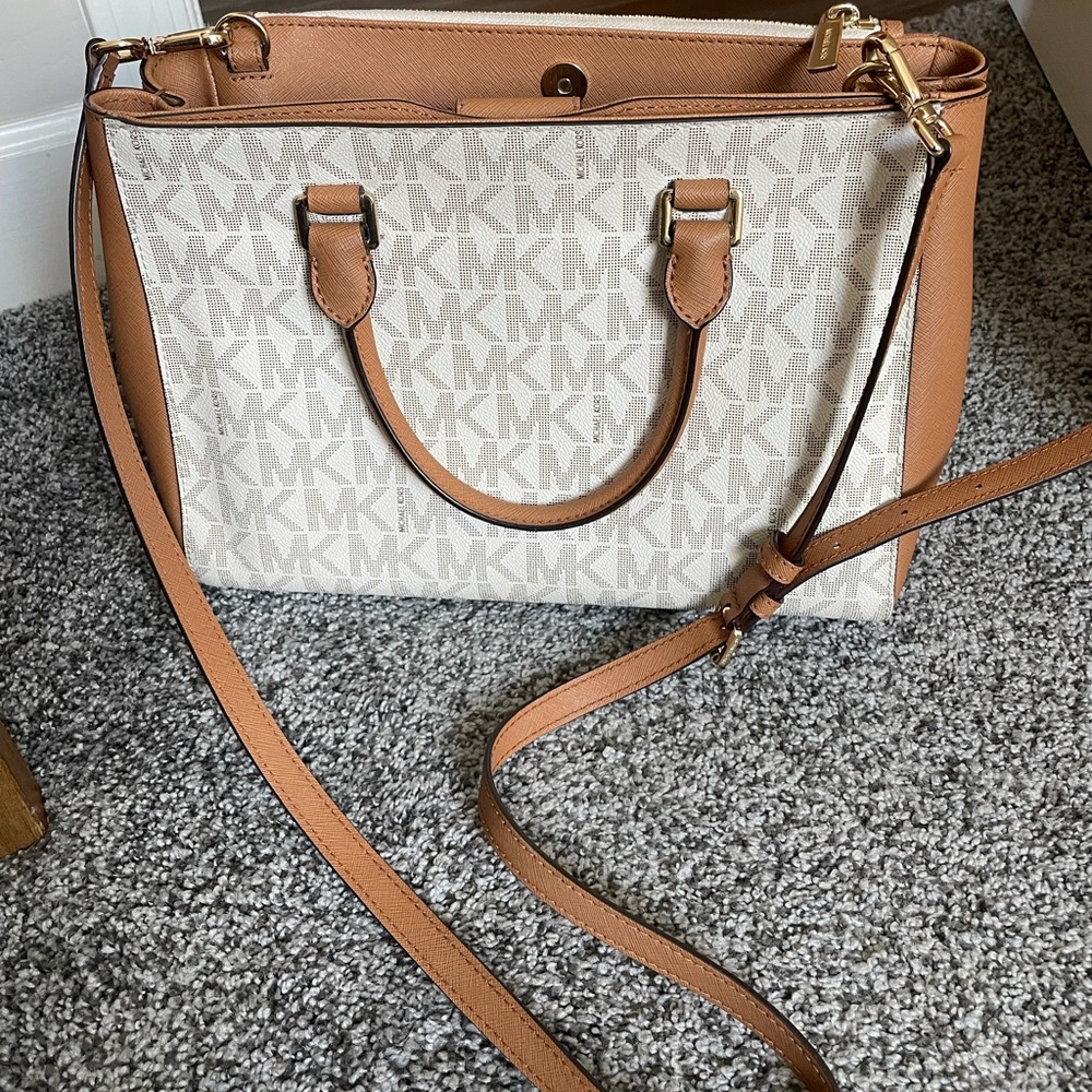 Michael Kors Monogram Purse